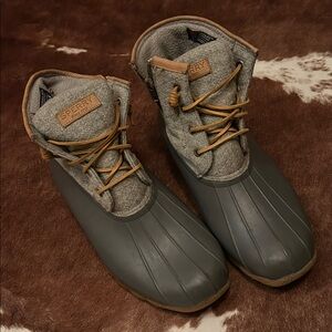 Sperry Saltwater Duck Boots Women’s 11 Gray Waterproof Winter Rain SnowBoot